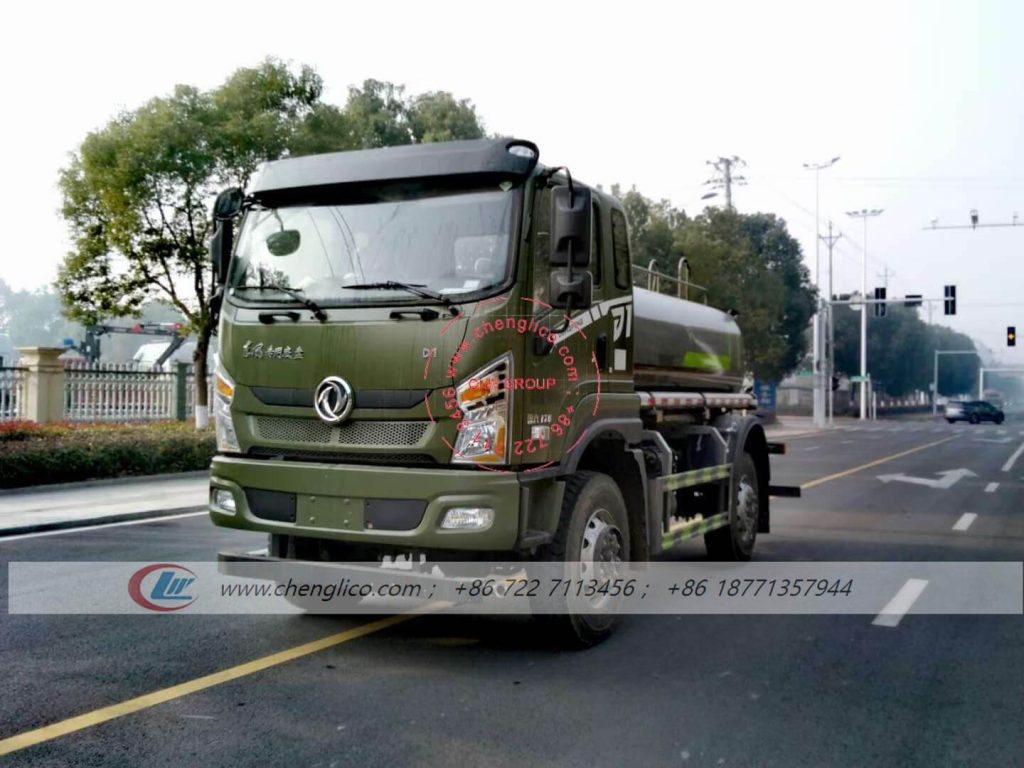 Dongfeng 4×4 all wheels drive water truck